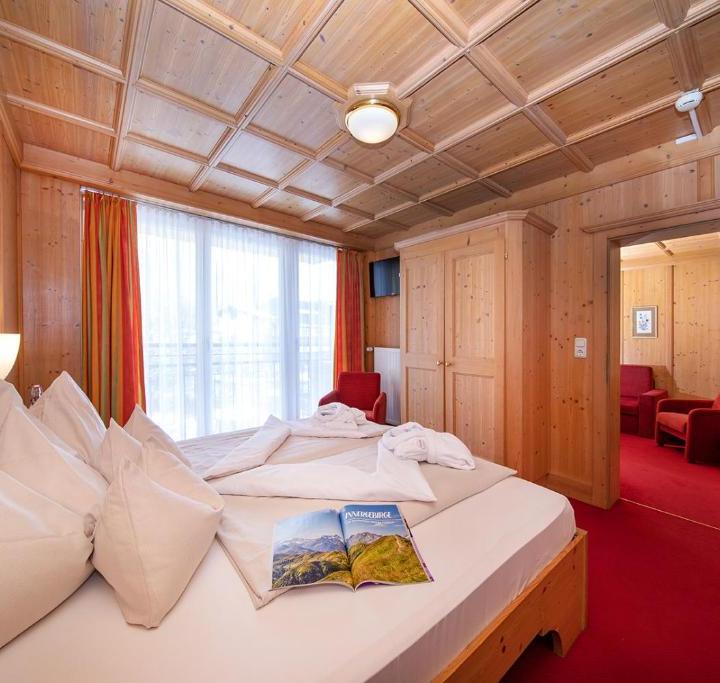 Junior suite ”Edelweiss” max 3 pers. – Hotel Latini