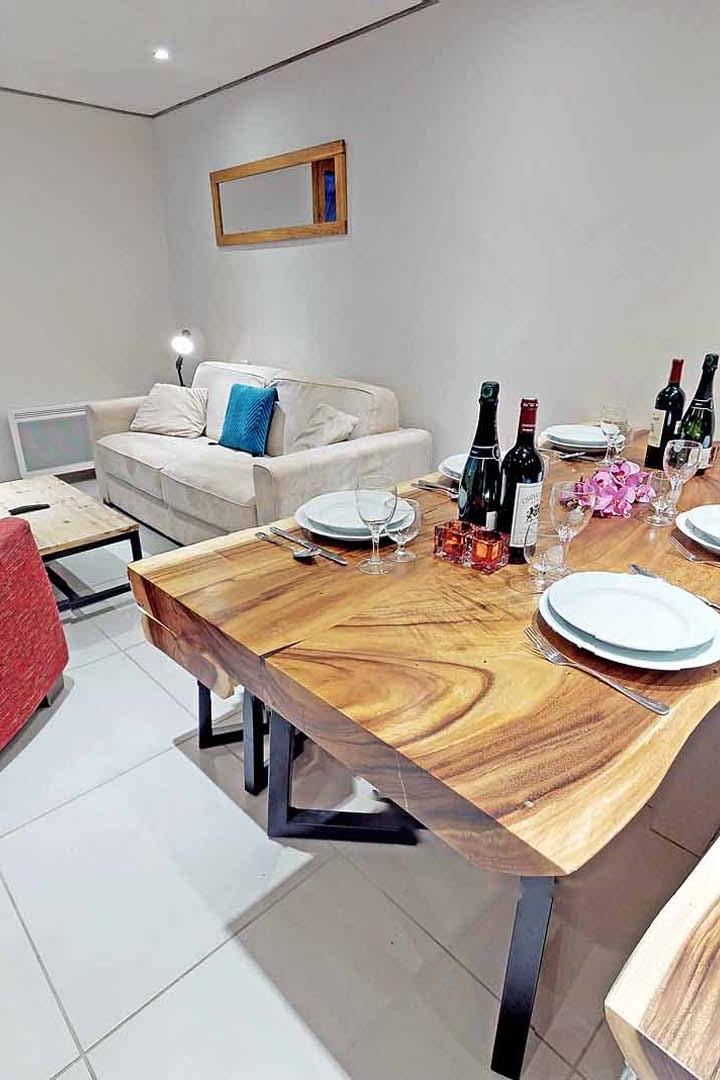 Nr. 14: 3-værelses lejlighed til 4/6 personer (2 soveværelser; 56 m²) – Residence Le Sabot de Vénus – Grand Rue